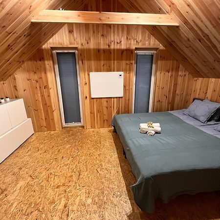 Domek Stodola Caloroczny Chojno-Blota Wielkie Zewnętrze zdjęcie